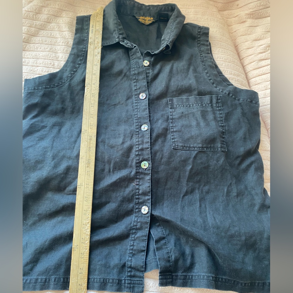 Eddie Bauer Vintage Black Charcoal button up blouse top sleeveless vest linen